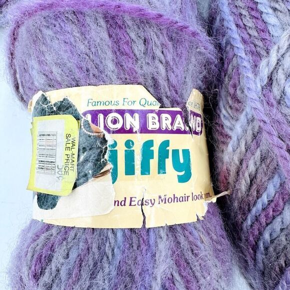Lion Brand Jiffy Yarn Purple Gray #303 "Mohair Look" Discontinued Vintage - Picture 2 of 9